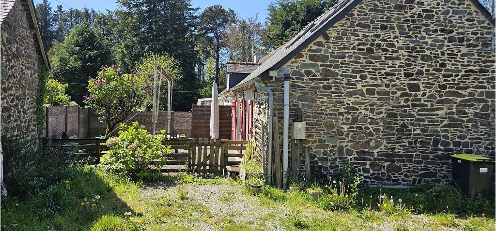 Maison en pierre LA HARMOYE (22320) Agence Immobilière du Château